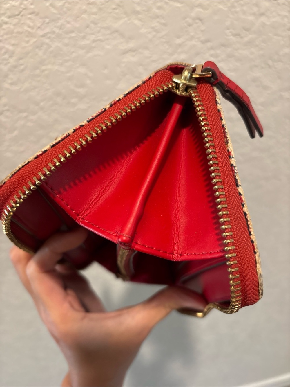 Tory Burch Striped Pattern Zip Wallet - Red & Cream - Picture 10 of 15